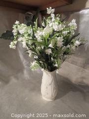 MaxSold Auction: **Vintage Belleek Harebell Bluebell Flower Vase** - Colorado Springs (Colorado, USA) SELLER MANAGED Estate Sale Online Auction - Mcnichols Court (CONDO)                  