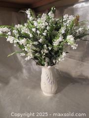 MaxSold Auction: **Vintage Belleek Harebell Bluebell Flower Vase** - Colorado Springs (Colorado, USA) SELLER MANAGED Estate Sale Online Auction - Mcnichols Court (CONDO)                  