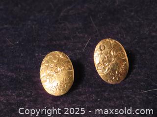 MaxSold Auction: **Vintage Gold Earrings**  - Colorado Springs (Colorado, USA) SELLER MANAGED Estate Sale Online Auction - Mcnichols Court (CONDO)                  