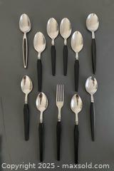 MaxSold Auction: Lot of Black Bakelite Handled Cutlery - Hamilton (Ontario, Canada) SELLER MANAGED Downsizing Online Auction - Napier Street