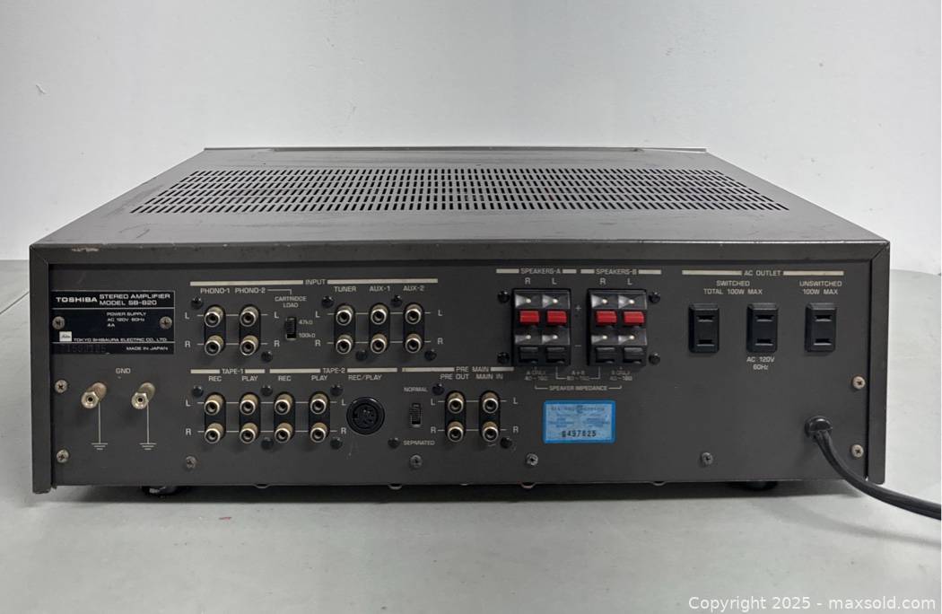 Luxman G-11 graphic frequency equalizer | Maxsold