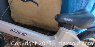 MaxSold Auction: Children's / Youth Bicycle with Training Wheels - Plainville (Massachusetts, USA) SELLER MANAGED Downsizing Online Auction -  West Bacon Street