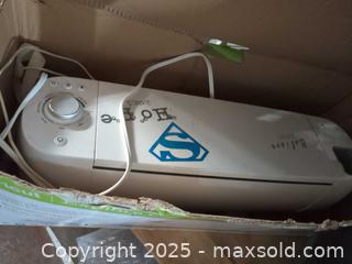 MaxSold Auction: Cricut explorer one - Plainville (Massachusetts, USA) SELLER MANAGED Downsizing Online Auction -  West Bacon Street
