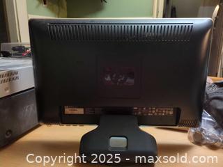 MaxSold Auction: HP 2009m20 inch lcd monitor  - Plainville (Massachusetts, USA) SELLER MANAGED Downsizing Online Auction -  West Bacon Street