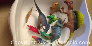 MaxSold Auction: Lot of 10 Toy Dinosaur Figures, Various Sizes - Plainville (Massachusetts, USA) SELLER MANAGED Downsizing Online Auction -  West Bacon Street