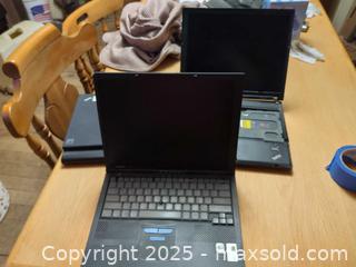 MaxSold Auction: Lot of 3 vintage laptops - Plainville (Massachusetts, USA) SELLER MANAGED Downsizing Online Auction -  West Bacon Street
