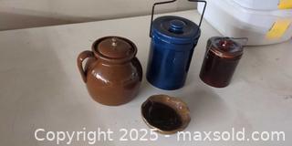 MaxSold Auction: Lot of 4 Glazed Ceramic/Stoneware Canisters and Dish - Plainville (Massachusetts, USA) SELLER MANAGED Downsizing Online Auction -  West Bacon Street