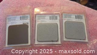 MaxSold Auction: Lot of three sizzix embossing dies - Plainville (Massachusetts, USA) SELLER MANAGED Downsizing Online Auction -  West Bacon Street