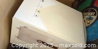 MaxSold Auction: Portable Desktop Desk Cooler Fan (USB) - Plainville (Massachusetts, USA) SELLER MANAGED Downsizing Online Auction -  West Bacon Street