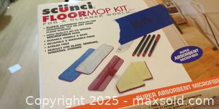 MaxSold Auction: scünci floor mop kit Microfiber Swivel Floor Mop - Plainville (Massachusetts, USA) SELLER MANAGED Downsizing Online Auction -  West Bacon Street