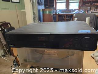 MaxSold Auction: Sony slv-585hf vcr untested - Plainville (Massachusetts, USA) SELLER MANAGED Downsizing Online Auction -  West Bacon Street