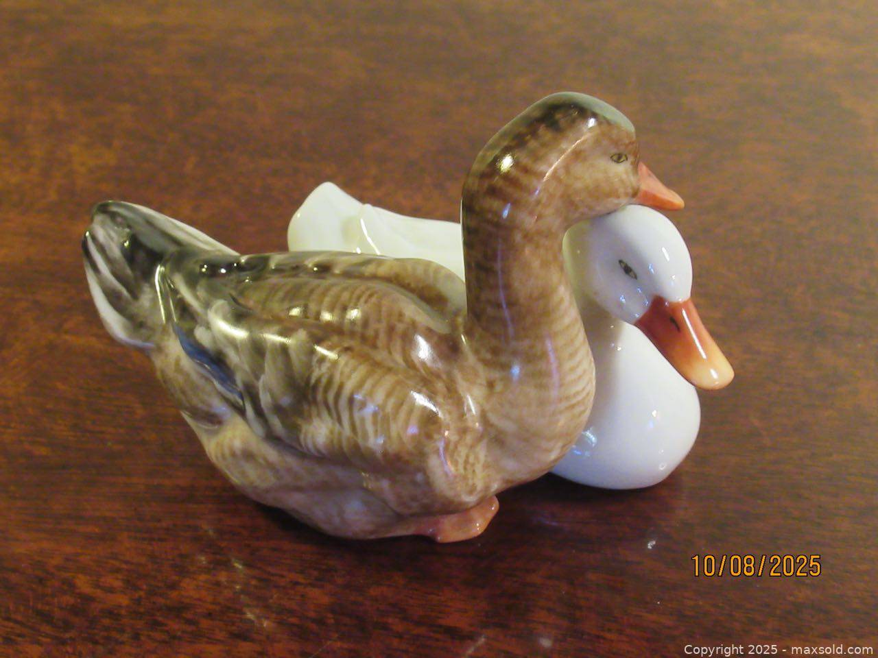 Herend hand-painted porcelain Two Courting Ducks figurine | Maxsold
