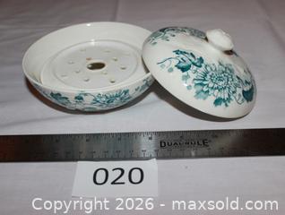 MaxSold Auction: Antique Soap Dish, 3 Pieces - Kawartha Lakes (Ontario, Canada) SELLER MANAGED Estate Sale Online Auction - Evergreen Street