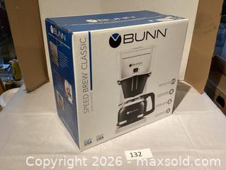 MaxSold Auction: BUNN Speed Brew Classic 10-Cup Drip Coffee Maker, White/Gray - Kawartha Lakes (Ontario, Canada) SELLER MANAGED Estate Sale Online Auction - Evergreen Street