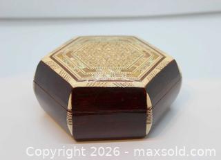 MaxSold Auction: Persian Marquetry Khatam Kari Jewelry Box, Ancient Handcraft Art - Kawartha Lakes (Ontario, Canada) SELLER MANAGED Estate Sale Online Auction - Evergreen Street