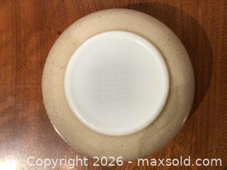 MaxSold Auction: Pyrex 2.5 qt, No. 403 Homestead Tan Blue Nesting bowl - Kawartha Lakes (Ontario, Canada) SELLER MANAGED Estate Sale Online Auction - Evergreen Street