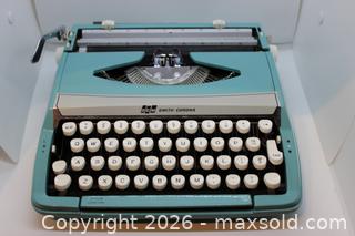 MaxSold Auction: Vintage 1960's Smith Corona Corsair Deluxe Typewriter No case - Kawartha Lakes (Ontario, Canada) SELLER MANAGED Estate Sale Online Auction - Evergreen Street
