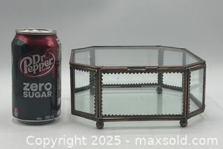 MaxSold Auction: Glass Jewellery Box / Storage Box  - Toronto (Ontario, Canada) SELLER MANAGED Downsizing Online Auction - Logan Avenue