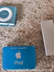 MaxSold Auction: iPods - Orillia (Ontario, Canada) SELLER MANAGED Downsizing Online Auction - Harvie Settlement Road (STORAGE)