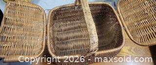 MaxSold Auction: Picnic Basket - Wicker - Orillia (Ontario, Canada) SELLER MANAGED Downsizing Online Auction - Harvie Settlement Road (STORAGE)