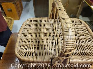 MaxSold Auction: Picnic Basket - Wicker - Orillia (Ontario, Canada) SELLER MANAGED Downsizing Online Auction - Harvie Settlement Road (STORAGE)