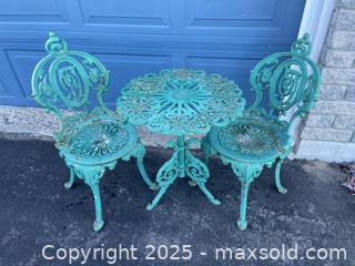 MaxSold Auction: Outdoor Cast Iron Bistro Set - Quinte West (Ontario, Canada) SELLER MANAGED Downsizing Online Auction - Teal Road