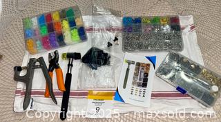 MaxSold Auction: Snap Kits - Quinte West (Ontario, Canada) SELLER MANAGED Downsizing Online Auction - Teal Road