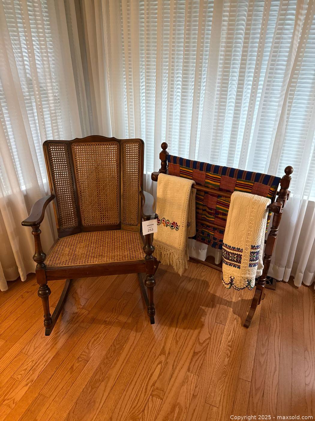 Vintage Rocking Chair & Blanket rack | Scotts Valley (California, USA ...