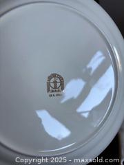 MaxSold Auction: Eastern China Cake Set - Maple Glen (Pennsylvania, USA) SELLER MANAGED Reseller Online Auction - Salaway Court