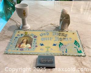 MaxSold Auction: Religious Lot_Christian - Maple Glen (Pennsylvania, USA) SELLER MANAGED Reseller Online Auction - Salaway Court