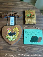 MaxSold Auction: Vintage Kitschy Cute Wall Decor - Maple Glen (Pennsylvania, USA) SELLER MANAGED Reseller Online Auction - Salaway Court