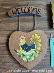 MaxSold Auction: Vintage Kitschy Cute Wall Decor - Maple Glen (Pennsylvania, USA) SELLER MANAGED Reseller Online Auction - Salaway Court