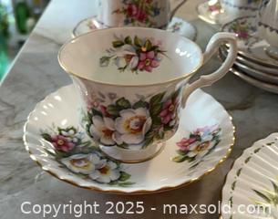 MaxSold Auction: You Can Call Me Al: Royal Albert Tea Time - Maple Glen (Pennsylvania, USA) SELLER MANAGED Reseller Online Auction - Salaway Court