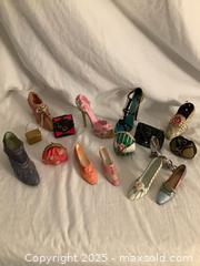 MaxSold Auction: Mini Shoes Lot A - Hamilton (Ontario, Canada) SELLER MANAGED Downsizing Online Auction -  Sidney Crescent