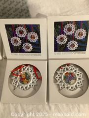 MaxSold Auction: Plate/Ornament Lot - Hamilton (Ontario, Canada) SELLER MANAGED Downsizing Online Auction -  Sidney Crescent