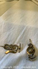 MaxSold Auction: Vintage Souvenir Mountain Themed Pin Lot - Hamilton (Ontario, Canada) SELLER MANAGED Downsizing Online Auction -  Sidney Crescent