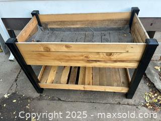 MaxSold Auction: Elevated Garden Bed - Denver (Colorado, USA) SELLER MANAGED Moving Online Auction -  N. Downing