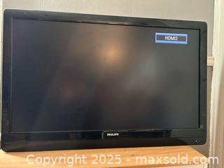 MaxSold Auction: Phillips LCD TV Model Number: 42PFL3704D/F7 - Denver (Colorado, USA) SELLER MANAGED Moving Online Auction -  N. Downing