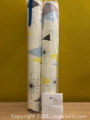 MaxSold Auction: Spoonflower Wallpaper - Denver (Colorado, USA) SELLER MANAGED Moving Online Auction -  N. Downing