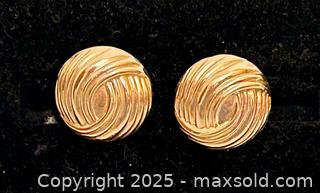 MaxSold Auction: 14Karat Gold Vintage Pierced Earrings - Chelmsford (Massachusetts, USA) SELLER MANAGED Downsizing Online Auction - Bridge Street