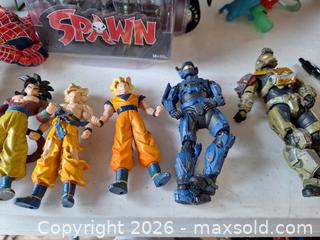 MaxSold Auction: DRAGON BALL, BLUE SPARTAN FIGURES - Upper Providence Township (Pennsylvania, USA) SELLER MANAGED Downsizing Online Auction - South Mennonite Road