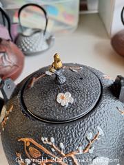 MaxSold Auction: JAPANES BLACK FLORAL TEAPOT - Upper Providence Township (Pennsylvania, USA) SELLER MANAGED Downsizing Online Auction - South Mennonite Road