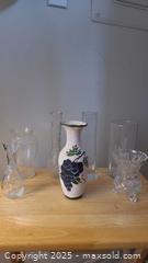 MaxSold Auction: Glass and Ceramic Vases - Loyalist (Ontario, Canada) SELLER MANAGED Downsizing Online Auction - Main Street