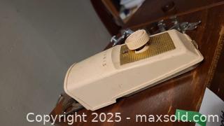 MaxSold Auction: Singer Sewing Machine Attachments Lot: Buttonholer + Presser Feet - Loyalist (Ontario, Canada) SELLER MANAGED Downsizing Online Auction - Main Street