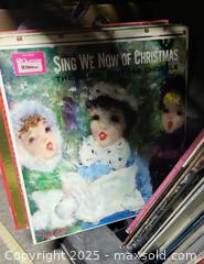 MaxSold Auction: Vintage Christmas Records 33rpm Lot of 100 - Toronto (Ontario, Canada) SELLER MANAGED Estate Online Auction - Suntract Road 