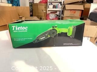 MaxSold Auction: Tietoc Mini Chainsaw - Toronto (Ontario, Canada) SELLER MANAGED Downsizing Online Auction -  York Mills Road