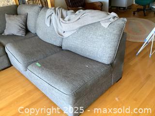 MaxSold Auction: Sectional Sofa C - Brighton (Ontario, Canada) Downsizing Online Auction - Lakeview Heights