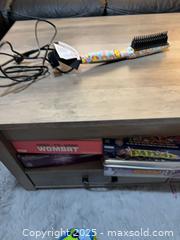 MaxSold Auction: Alista Electric Hair Straightening Brush with Adjustable Heat - Barrie (Ontario, Canada) SELLER MANAGED Downsizing Online Auction -  Springdale Drive