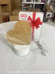 MaxSold Auction: 3D LED Acrylic Heart Night Light — MOM Design, USB Powered - Toronto (Ontario, Canada) SELLER MANAGED Reseller Online Auction -  York Mills Road
