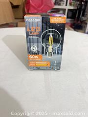 MaxSold Auction: ALLUCK LED Light Bulb E26 60W Replacement 500 Lumens (Boxed) - Toronto (Ontario, Canada) SELLER MANAGED Reseller Online Auction -  York Mills Road